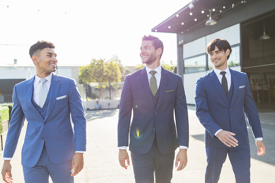 What to wear to a beach wedding