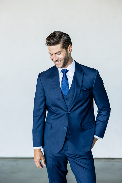 What to wear to a beach wedding